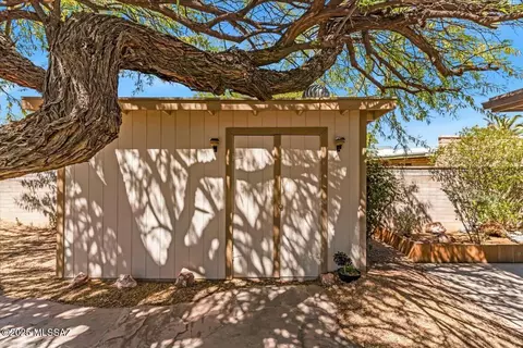 Exterior - 7470 E 38th St, Tucson, AZ 85730 photo 10 of 10