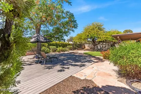 Exterior - 7470 E 38th St, Tucson, AZ 85730 photo 4 of 10