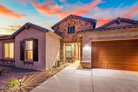 5596 W Lazy Farm Dr, Tucson, AZ 85742