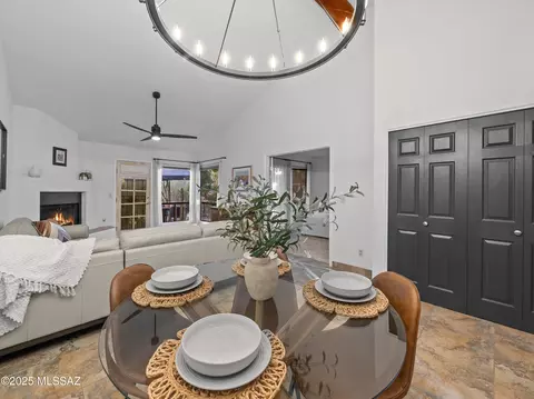 7601 N Calle Sin Envidia #15, Tucson, AZ 85718