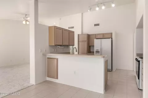 Kitchen - 10158 E Watson Dr, Tucson, AZ 85730 photo 4 of 4