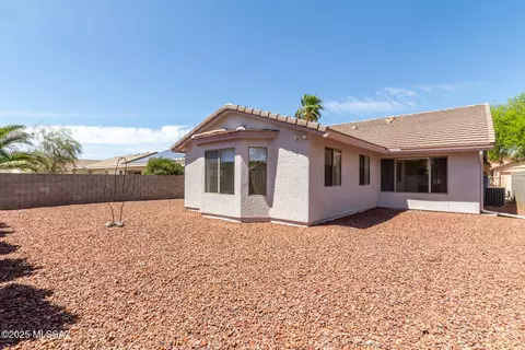 Exterior - 10158 E Watson Dr, Tucson, AZ 85730 photo 4 of 5