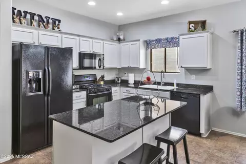 14472 S Camino Tierra Monte, Sahuarita, AZ 85629