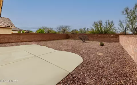 Exterior - 7352 E Weeping Willow Dr, Tucson, AZ 85756 photo 1 of 1
