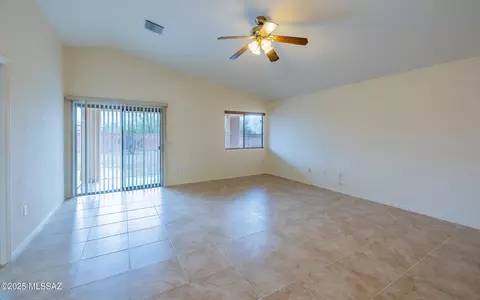 Living - 7352 E Weeping Willow Dr, Tucson, AZ 85756 photo 3 of 3