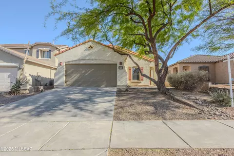 785 W Calle Valenciana, Sahuarita, AZ 85629