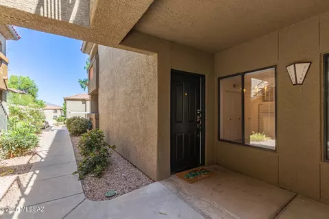 5751 N Kolb Rd #21102, Tucson, AZ 85750