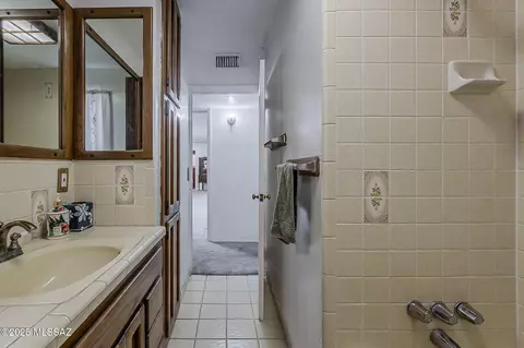 Bath - 2810 E Malvern St, Tucson, AZ 85716 photo 3 of 3