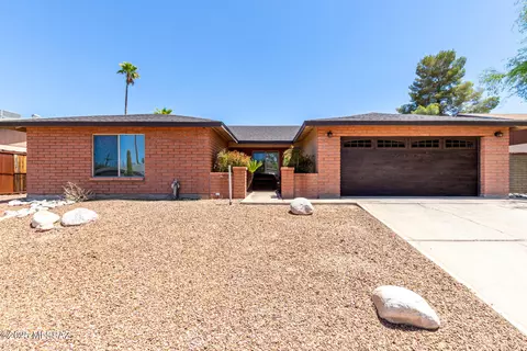 1733 S Burning Tree Ave, Tucson, AZ 85710