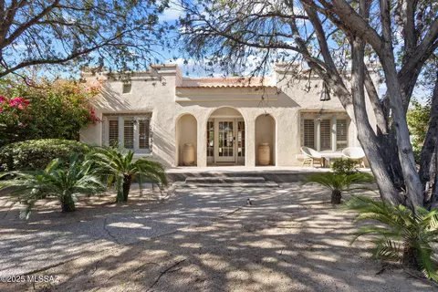 2733 E 6th St, Tucson, AZ 85716