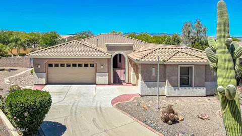 2640 E Stockton Pl, Green Valley, AZ 85614