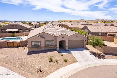 1085 W Whispering Meadows Ct, Sahuarita, AZ 85629