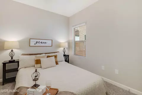 Bedroom - 12095 E Domnitch Dr, Vail, AZ 85641 photo 4 of 6