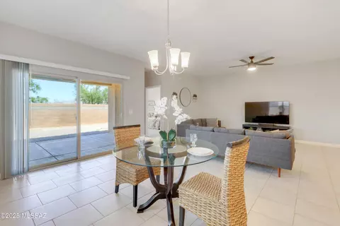 Dining - 12095 E Domnitch Dr, Vail, AZ 85641 photo 1 of 2