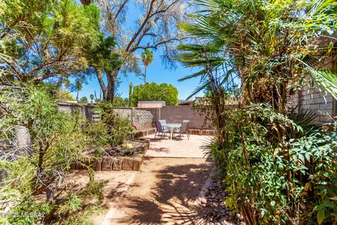 Exterior - 9133 E 30th St, Tucson, AZ 85710 photo 10 of 11