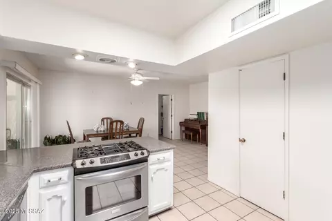 Kitchen - 9133 E 30th St, Tucson, AZ 85710 photo 2 of 5