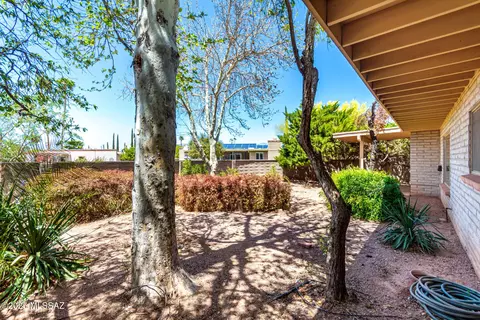 Exterior - 9133 E 30th St, Tucson, AZ 85710 photo 7 of 11