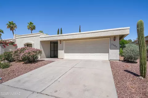 2580 W Old Glory Dr, Tucson, AZ 85741