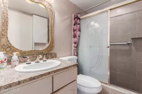 Bath - 414 E 34th St, Tucson, AZ 85713 photo 2 of 2
