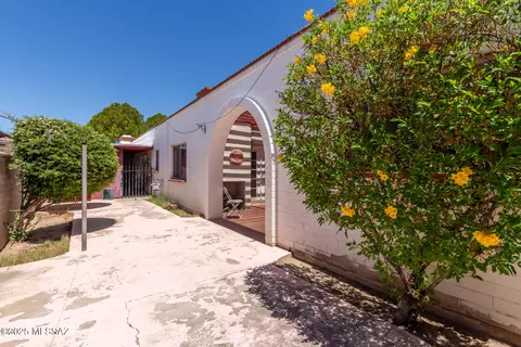 Exterior - 414 E 34th St, Tucson, AZ 85713 photo 6 of 10