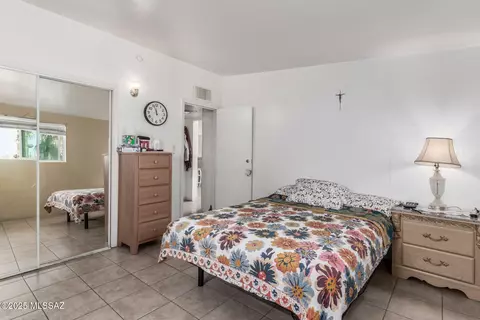 Bedroom - 414 E 34th St, Tucson, AZ 85713 photo 1 of 7