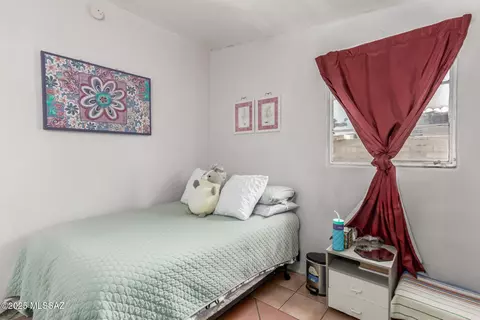 Bedroom - 414 E 34th St, Tucson, AZ 85713 photo 3 of 7
