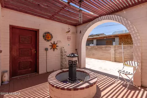 Exterior - 414 E 34th St, Tucson, AZ 85713 photo 3 of 10