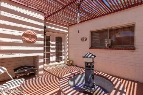 Exterior - 414 E 34th St, Tucson, AZ 85713 photo 1 of 10