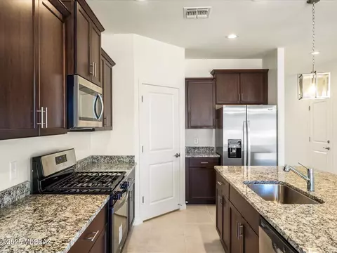 12550 E Remi Dr, Vail, AZ 85641 photo 14