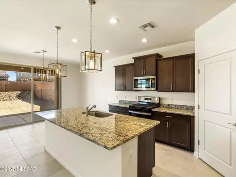 12550 E Remi Dr, Vail, AZ 85641 photo 11