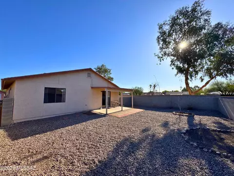 1583 W Maplewood Dr, Tucson, AZ 85746 photo 16