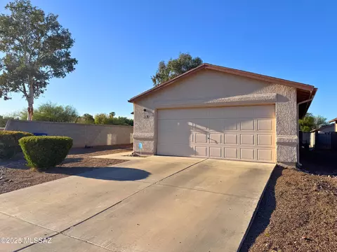1583 W Maplewood Dr, Tucson, AZ 85746 photo 3