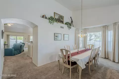 Dining - 9331 E Montea Pl, Tucson, AZ 85747 photo 4 of 6
