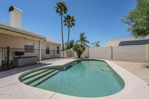 Exterior - 9331 E Montea Pl, Tucson, AZ 85747 photo 13 of 13