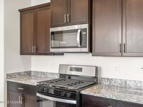 4722 E Julian Wash Dr, Tucson, AZ 85706