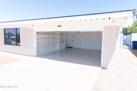 8441 E 24th St, Tucson, AZ 85710 photo 30