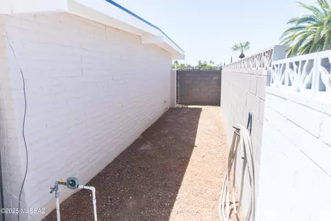 8441 E 24th St, Tucson, AZ 85710 photo 26