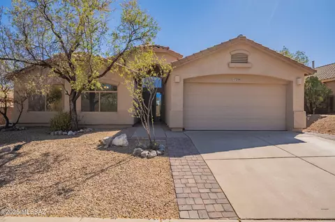 17239 S Golden Sunrise Pl, Vail, AZ 85641