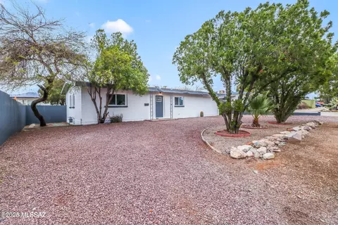 4717 E 2nd St, Tucson, AZ 85711