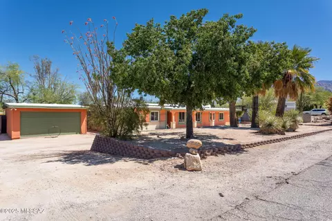 1500 W Cool Dr, Tucson, AZ 85704