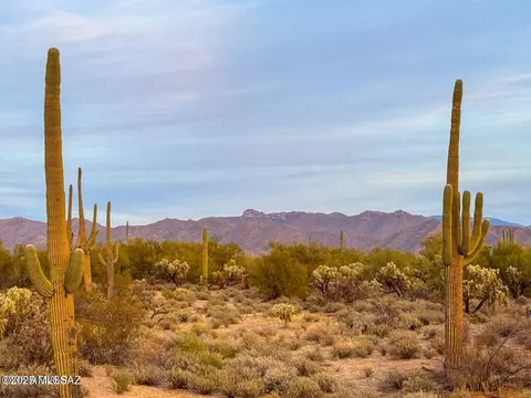 0 S Twin Hawk Ln #LOT 3, Marana, AZ 85658