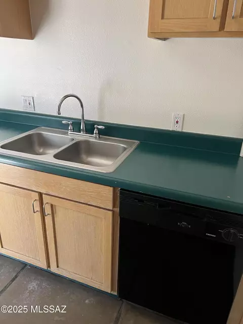 Kitchen - 620 E Lester St, Tucson, AZ 85705 photo 2 of 2
