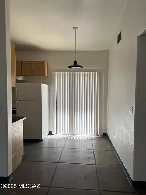 Dining - 620 E Lester St, Tucson, AZ 85705 photo 1 of 1