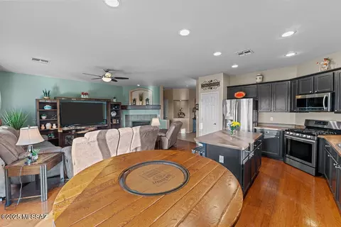 671 E Blue Mesa Pl, Vail, AZ 85641 photo 32