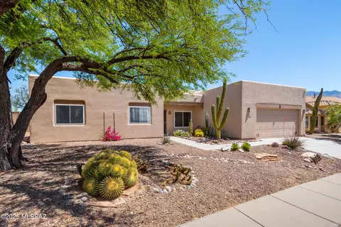 11716 N Cassiopeia Dr, Oro Valley, AZ 85737
