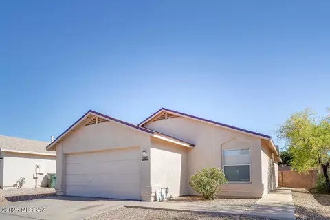 9640 E Vendela St, Tucson, AZ 85748