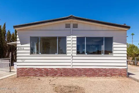 2940 W Sahara St, Tucson, AZ 85705