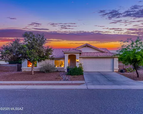9642 E Catalina Hills Rd, Tucson, AZ 85748