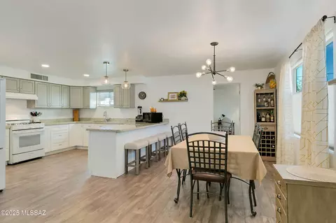 3402 E Kleindale Rd, Tucson, AZ 85716 photo 5
