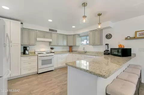 3402 E Kleindale Rd, Tucson, AZ 85716 photo 13